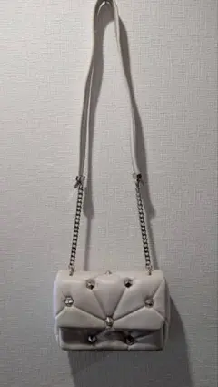 【ZARA】ホワイト キルティングショルダーバッグ