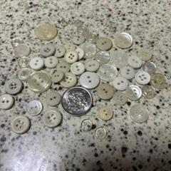 クリア・アイボリー系ボタンセット 50個以上