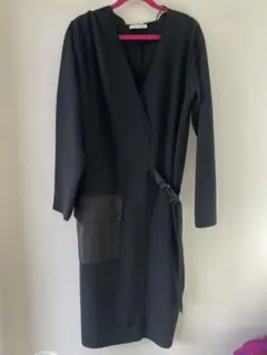 【ZARA BASIC】着用2回 ブラック デザインワンピース 長袖