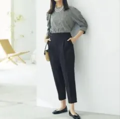 グローバルワーク　ウツクシルエットDRYテーパードパンツ　ブラック　XSサイズのサムネイル