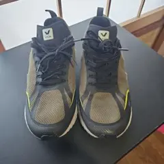 VEJA スニーカー カーキ ネオンイエロー 27.5cmのサムネイル