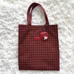 ファミリア familiar VIPDAY限定 チャーム 赤チェック りんご - メルカリ
