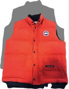 CANADA GOOSE ダウンベスト 赤