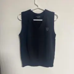 COMME CA ISM 黒 Vネック ベスト 110