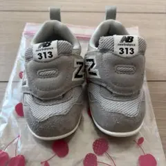 New Balance 313 ベビーシューズ グレー 12cm