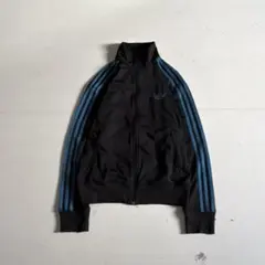 Item thumbnail for item 50d505bb-70f6-4cb7-ad91-b9f996e462bd