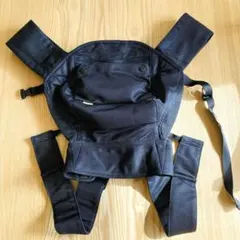 【美品】LUCKYラッキー抱っこ紐 ブラック ベビーキャリア　黒　だっこひも