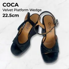 coca ベロアウエッジソール サンダル 22.5 ブラック ヒールのサムネイル