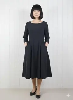 極美品 マーガレットハウエル ブラックフランネル肩ボタンワンピース 6.4万 MARGARET HOWELL（マーガレットハウエル）の「BLACK LINEN