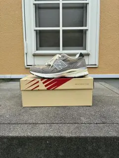 New Balance 990v3 スニーカーのサムネイル