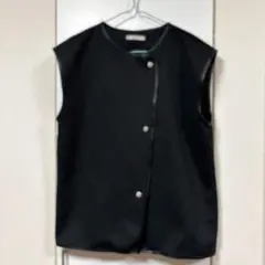 ブラック ノースリーブ ベスト