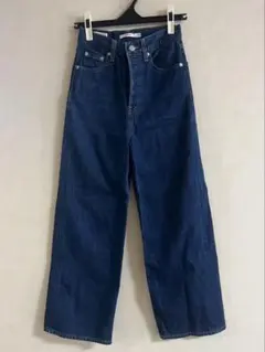 リーバイスデニムパンツ 23