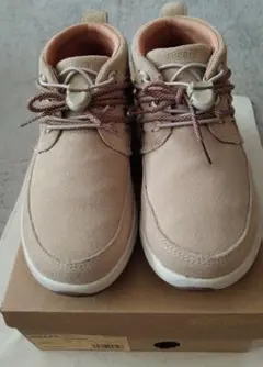 KEEN　 UNEEK CHUKKA　レディース　24cm
