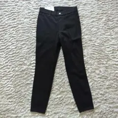 UNIQLO ユニクロ☆ウルトラストレッチクロップドレギンスパンツ　短め