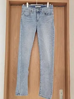 Levi's スキニージーンズ 24