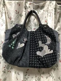 Item thumbnail for item e3856c3b-0eee-4518-a314-5d2d94a456f0