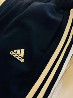 【新品未使用】アディダス　ネイビー　ジャージパンツ