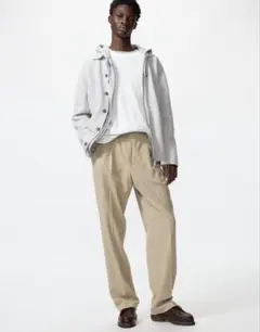 美品 24年モデル ユニクロ タックワイドパンツ 丈長め ベージュM