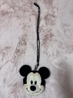 ミッキーマウス顔型ポーチ