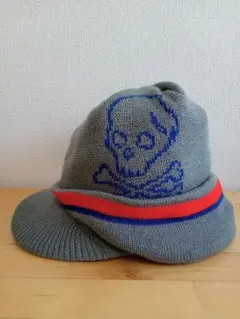 スカルデザイン ニットキャップ グレー 青　赤 かっこいい　かわいい