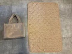 2025年コメダ珈琲福袋のトートバック&ブランケットの2個セット