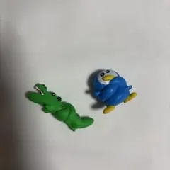 可哀想に！ ねじれどうぶつ フィギュア ペンギン ワニ ガチャガチャ