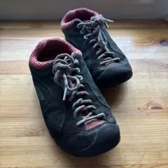 KEEN 登山靴　トレッキングシューズ　24-24.5センチ