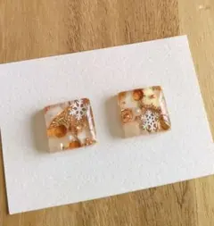 no.172 ハンドメイド レジン ピアス イヤリング