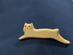 猫デザイン　つげのブローチ 約8cm