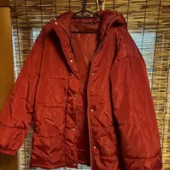 赤 ダウンジャケット フード付き レディース　最終お値下げ　　　即決購入歓迎