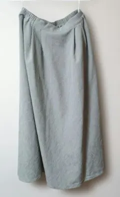 新品未使用・ハニーズ・ウエストゴムロングフレアースカートLライトグリーン