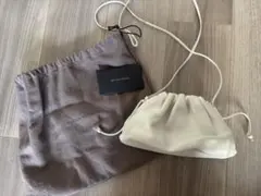 BOTTEGA VENETA ザ・ポーチ ショルダーバッグのサムネイル