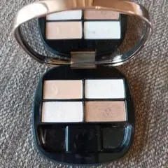 コスメデコルテ　コントゥアリングアイシャドウ 017