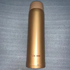 ⭐️超メルカリ市限定価格⭐️象印　水筒　600ml 品番　SM-NA60-DMのサムネイル