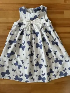 BeBe ノースリーブ ワンピース 130cm 蝶々柄のサムネイル