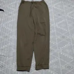 UNIQLO ドライEX ジョガーパンツ ブラウンMサイズ