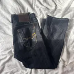 Item thumbnail for item 04d75017-62e3-431f-b44b-f944352c8db5