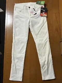 ホワイト スキニーパンツ ストレッチ素材