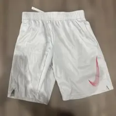 Nike DRI-FIT ホワイト ハーフパンツ Lサイズ