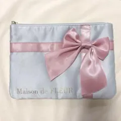 Maison de FLEUR プレゼントリボンポーチ　サックス×ピンク