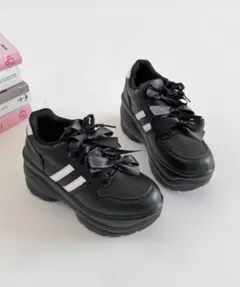 Shoes in Closet 厚底リボンスニーカー 2476のサムネイル