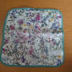 最終値下げ　INTERMODE LIBERTY 花柄　タオルハンカチ　新品