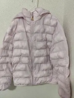 子供用　UNIQLO淡いピンク フード付きダウンコート