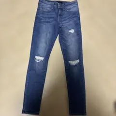 UNIQLOダメージ加工スキニーデニム