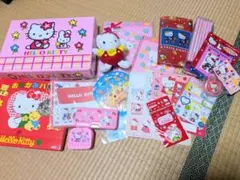 値下げ✨超レア品❤️1976年他昭和レトロサンリオ 収納まとめ売りキティマイメロ 値下げ✨超レア品❤️1976年他昭和レトロサンリオ 収納まとめ売り