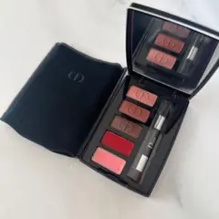 ディオール　 アイシャドウ　リップ　パレット