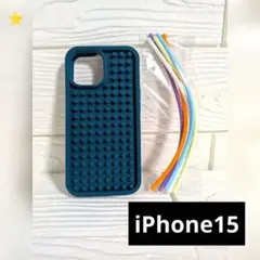 ダークグリーンシリコン iPhone15ケース 可愛い　お洒落　カジュアル　新品
