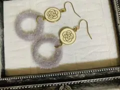 ハンドメイド　ピアス　花