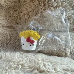 ハローキティ　アメリカンデザイン　めじるしアクセサリー　ポテト