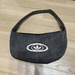 adidas ショルダーバッグ